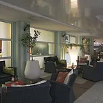 International Hotel 4*