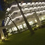 Hotel International