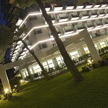 Hotel International