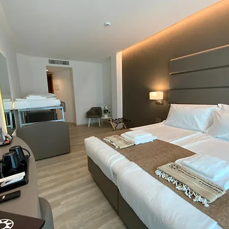 Hotel International
