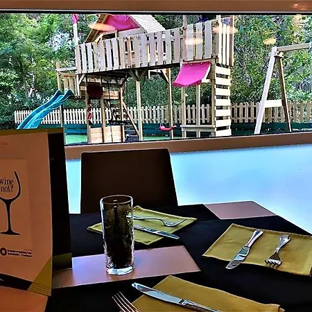 International Hotel 4*