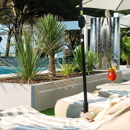 International Hotel 4*