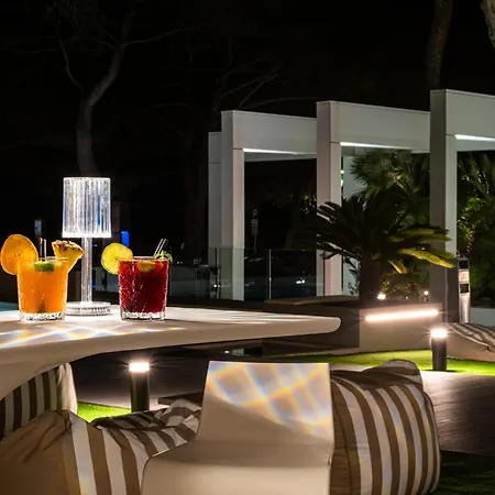 International Hotel