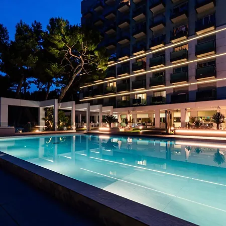 International Hotel 4*
