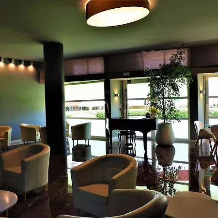 International Hotel 4*