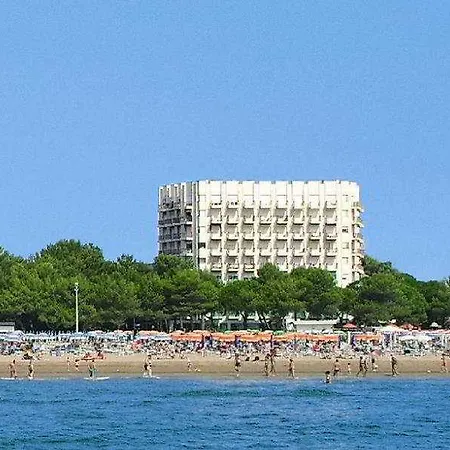 Ξενοδοχείο International 4*