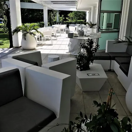 Hotel International 4*