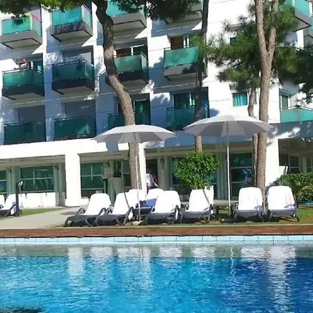 International Hotel