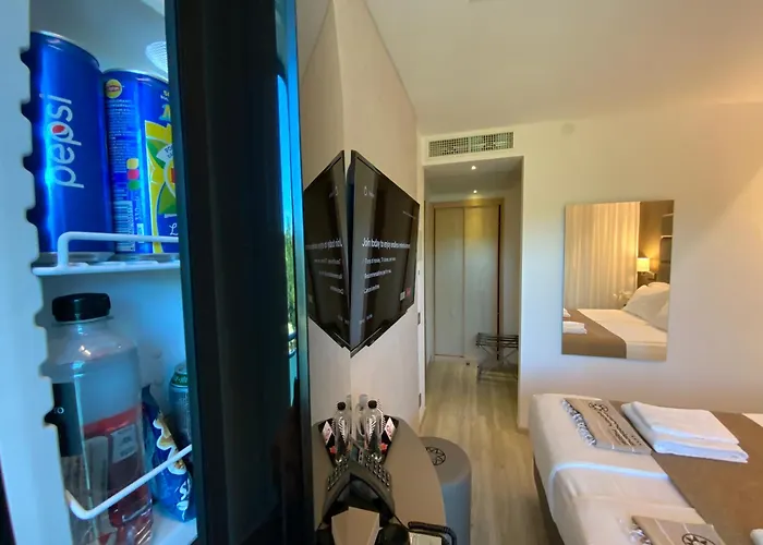 International 4* لينانو سابيادورو