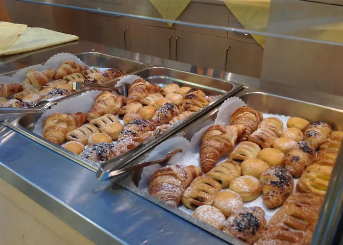 فندق International