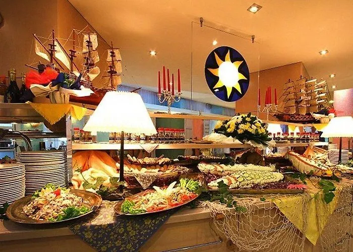 فندق International 4*