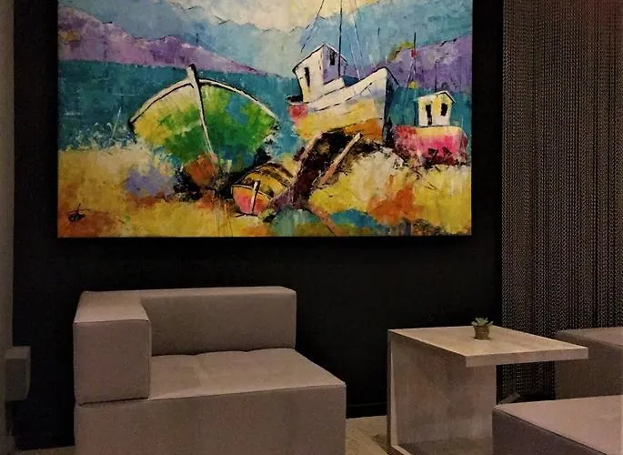 International فندق